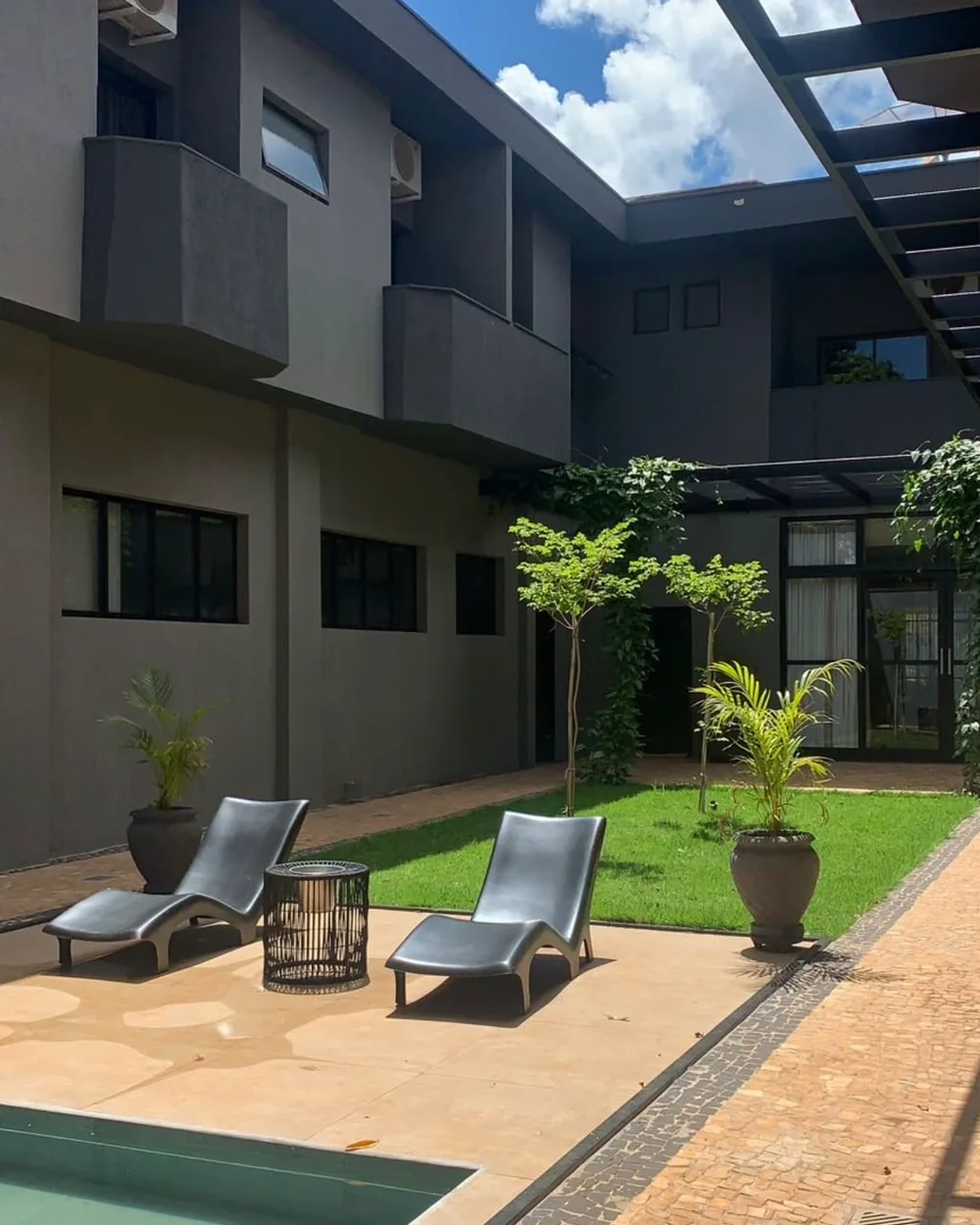 Piscina do hotel